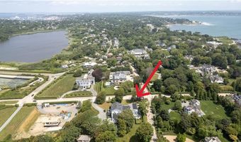 718 Bellevue Ave 5, Newport, RI 02840