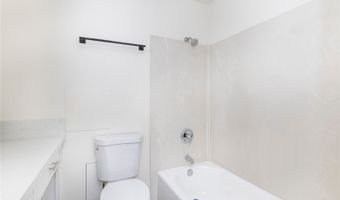 1555 Pohaku St B609, Honolulu, HI 96817