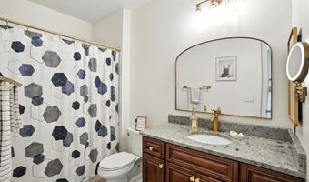 4850 EISENHOWER Ave 302, Alexandria, VA 22304