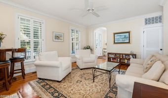 4 Addison St, Beaufort, SC 29907