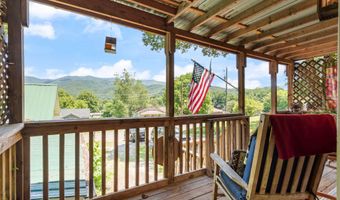 390 Aquone Rd, Andrews, NC 28901