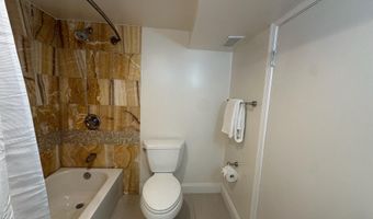 2723 FARNSWORTH Dr, Alexandria, VA 22303