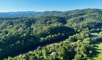 560 S Emerald Isle, Alderson, WV 24910