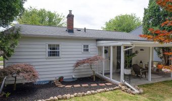 1044 Ellsworth Dr, Akron, OH 44313