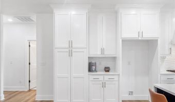 19 Fountainhall Ln, Bella Vista, AR 72715