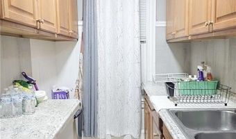 142 Dover St, Providence, RI 02908
