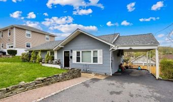 15 Cross St, Andover, NJ 07801