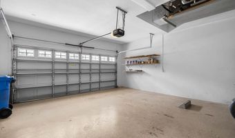 215 OCEANIA Ct, Apollo Beach, FL 33572