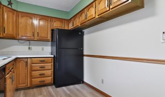 1107 N 13th St, Beatrice, NE 68310