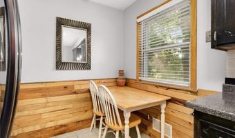 818 Madison St, Anoka, MN 55303
