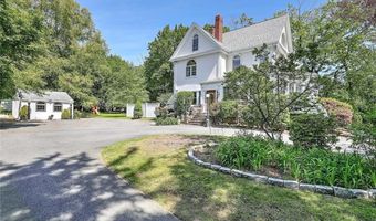 247 Oaklawn Ave, Cranston, RI 02920