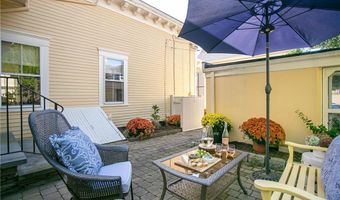 46 Corne St, Newport, RI 02840