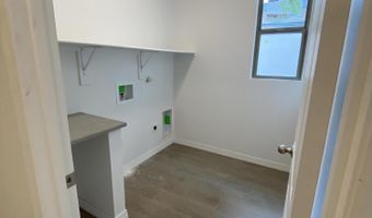 2012 Dekooning Ave SE, Albuquerque, NM 87106