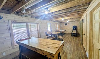 2423 9th Dr, Adams, WI 53910