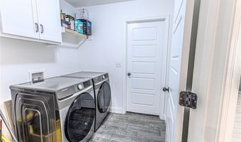 1070 Pink Lady Pl, Bentonville, AR 72712