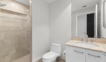 21200 Point Pl 2602, Aventura, FL 33180
