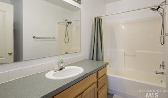 5008 Princeton Ave, Caldwell, ID 83607