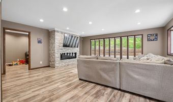 24 Jubilee Cir, Aberdeen, NJ 07747