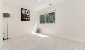 1060 Lee Hill Dr, Boulder, CO 80302