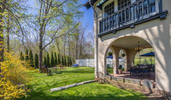 18 Bayside Dr, Belfast, ME 04915