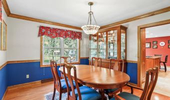 5310 Dorsett Dr, Madison, WI 53711