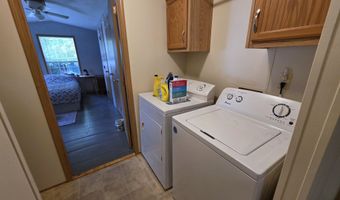 32 Plain St, Barre, VT 05641
