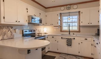 101 Callaham Dr, Belton, SC 29627