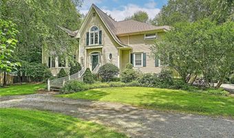 15 Tall Pines Dr, Barrington, RI 02806