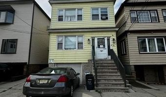 76 W 45TH St, Bayonne, NJ 07002