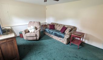 15 Golden Rod Dr, Ansonia, CT 06401
