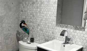 20740 NE 32nd Pl, Aventura, FL 33180