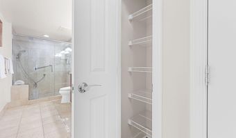 7710 WOODMONT Ave 204, Bethesda, MD 20814
