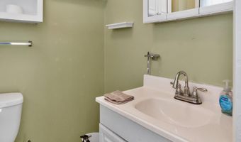 36 Broad St, Amsterdam, NY 12010