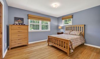 8 Liberty Rdg, Clinton, CT 06413
