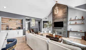2 Tavistock 2, Cromwell, CT 06416