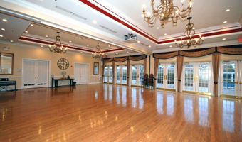 66 Minuteman Cir, Allentown, NJ 08501
