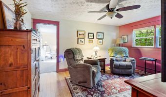 1 Castle View Ln, Belgrade, ME 04917