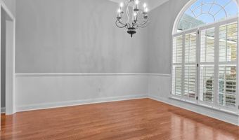 1711 River Pointe Dr, Albany, GA 31707