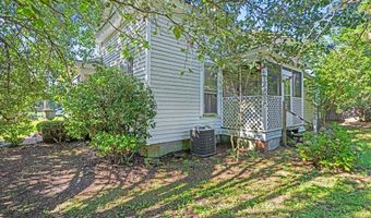 414 S Hutchinson Ave, Adel, GA 31620