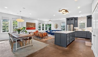 303 SE B St, Bentonville, AR 72712