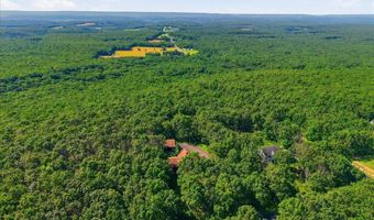 14 E Point Rd, Albrightsville, PA 18210