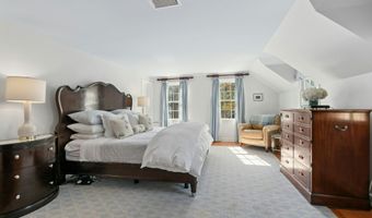 39 Leeuwarden Rd, Darien, CT 06820