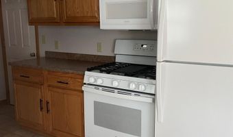 9 Crate Ln, Canaan, NH 03741