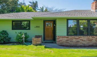2832 Oak Grove Dr NW, Albany, OR 97321