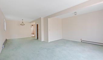 71 W 17TH St, Bayonne, NJ 07002