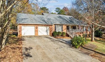 237 Royal Oaks Dr, Anderson, SC 29625