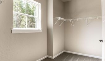 7587 E Duke Ln, Athol, ID 83801