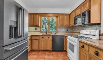 90 E Lincoln Ave, Atlantic Highlands, NJ 07716