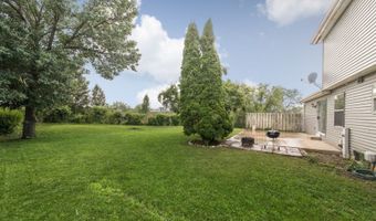 352 Country Ln, Algonquin, IL 60102