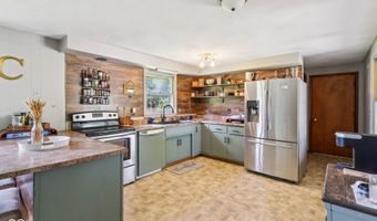 6921 N 200 E, Alexandria, IN 46001
